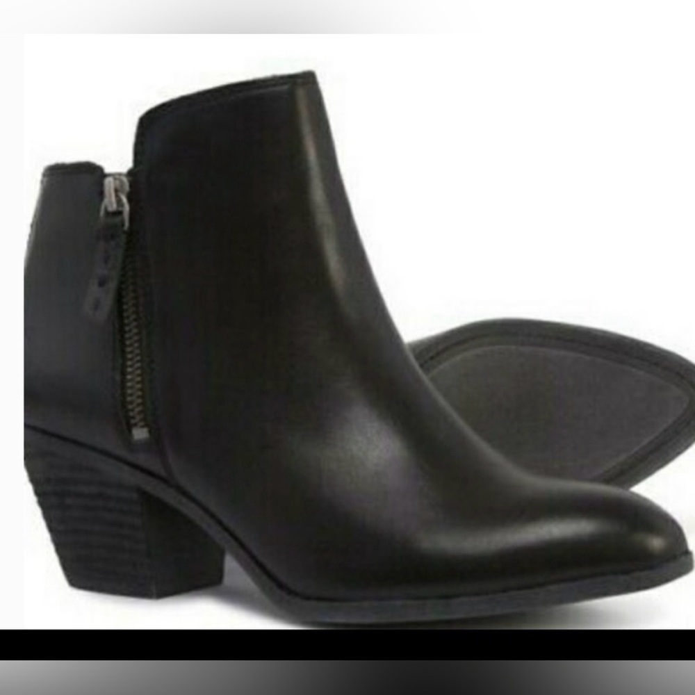 Frye Judith Black Ankle Boots